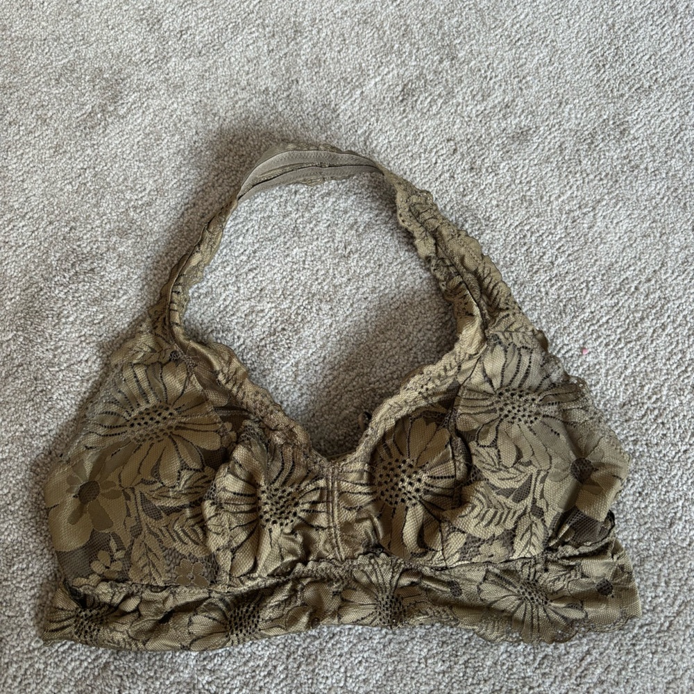 Aerie Large Halter Bralette
Olive Green